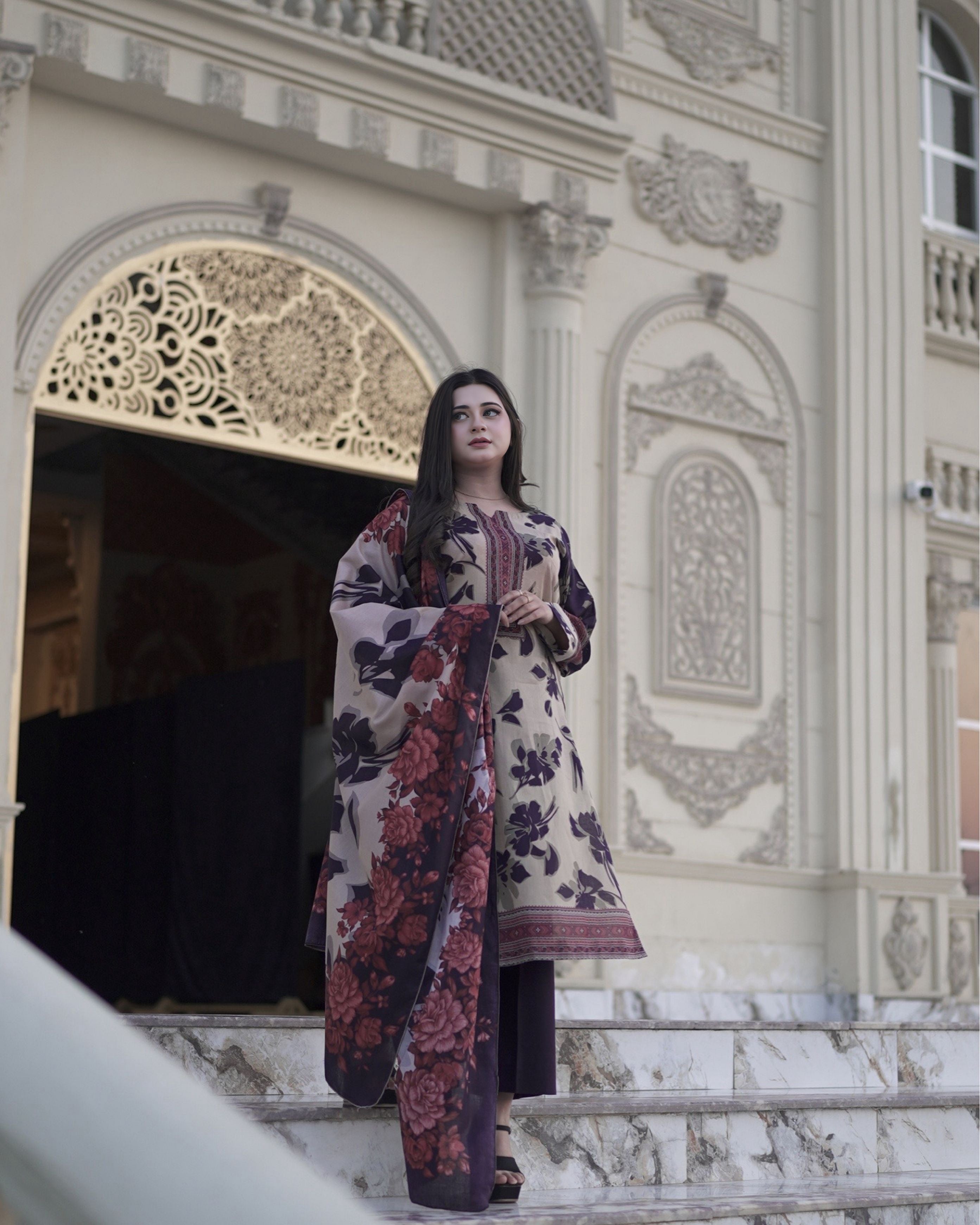 SEHAR ANGAIZ – Lawn 3 PCS